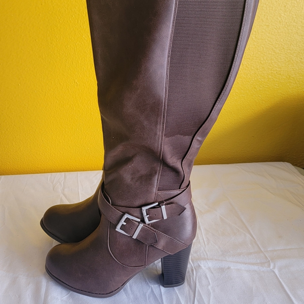 torrid Brown Mid-Calf Heeled Buckle Riding Boots - Picture 4 of 8